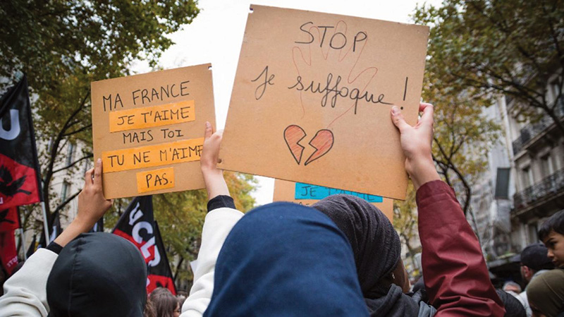 Chroniques d'exils : Un exil silencieux