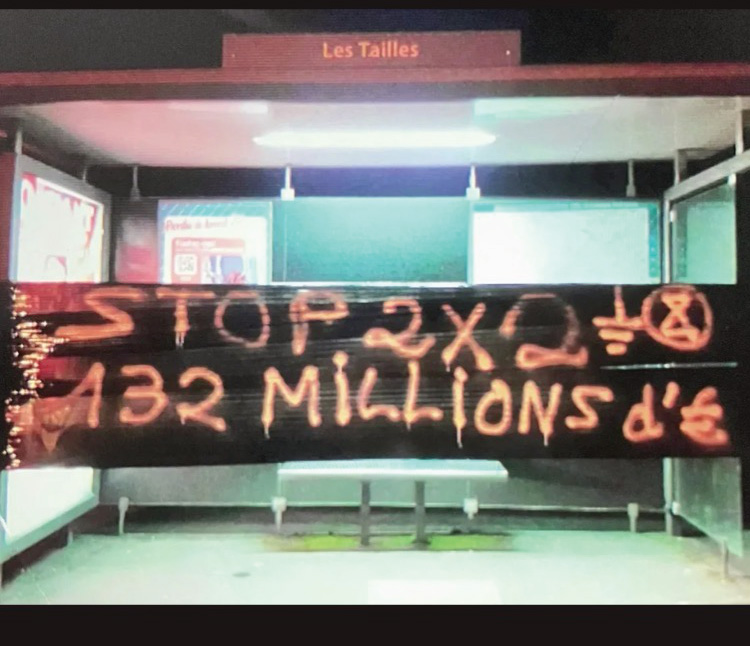 Un raid graffiti sur la RN 147